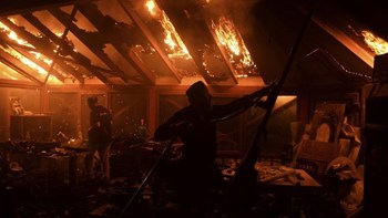 Σπάτα: Συναγερμός από πυρκαγιά σε βιοτεχνία