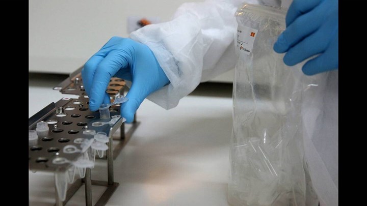 Κορονοϊός: Πώς η έκθεση υγιών εθελοντών μπορεί να επιταχύνει την ανάπτυξη εμβολίου