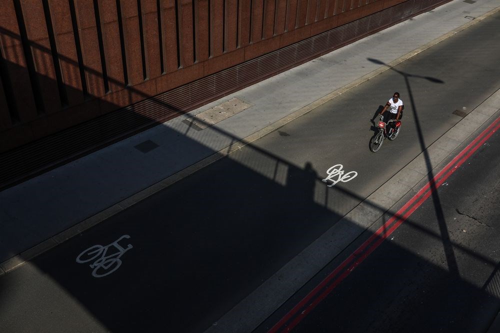 Κορονοϊός: Η Βρετανία προτρέπει τους πολίτες να κυκλοφορούν με ποδήλατο μετά την καραντίνα
