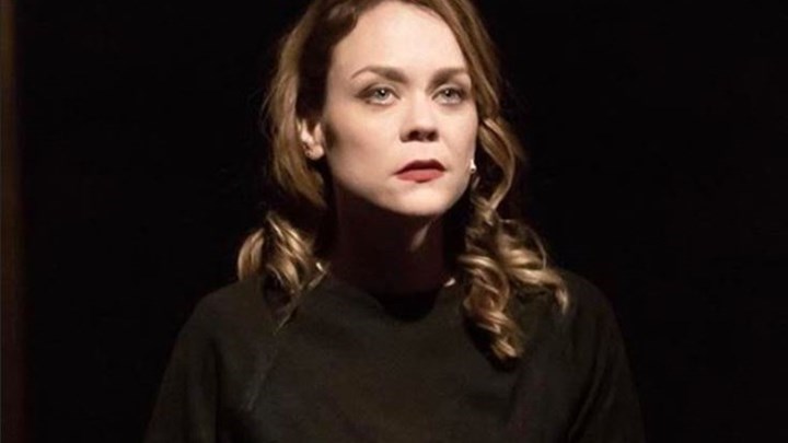 Η Λένα Παπαληγούρα γιορτάζει τη Γιορτή της Μητέρας με μια αγκαλιά – ΦΩΤΟ