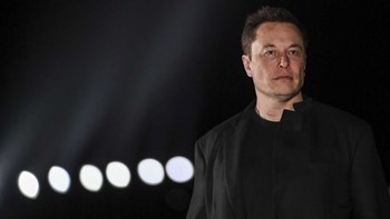 Έλον Μασκ: Απειλεί να μεταφέρει την Tesla από την Καλιφόρνια στο Τέξας
