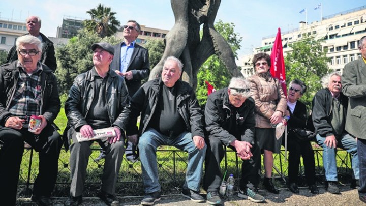 Αναδρομικά: “Κλειδώνουν” επιστροφές έως 9.427 ευρώ – Ποιους συνταξιούχους αφορούν