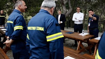 Μητσοτάκης από τον Υμηττό: Δεν έχουμε τελειώσει με την περιπέτεια του κορονοϊού