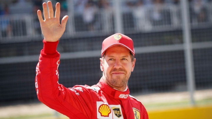 Η Ferrari ανακοίνωσε τo «διαζύγιο» με τον Φέτελ