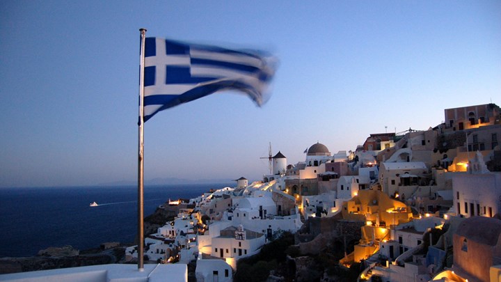 Τουρισμός: Ώρα αποφάσεων για την επανεκκίνηση – Τι ζητεί η Κομισιόν, τι προτείνει η Ελλάδα