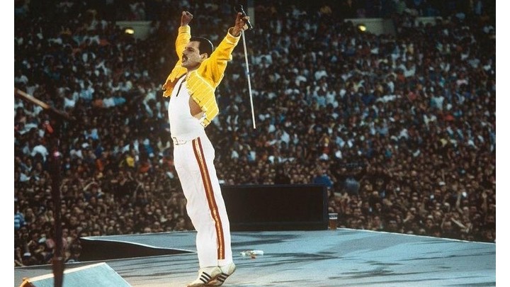 Queen: Ελεύθερη πρόσβαση στη συναυλία-αφιέρωμα στον Freddie Mercury για τη στήριξη του ΠΟΥ – ΒΙΝΤΕΟ