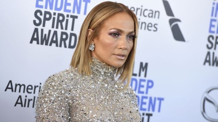 Λιώνει στο γυμναστήριο η Τζένιφερ Λόπεζ – Ζαλίζουν οι κοιλιακοί της – ΦΩΤΟ