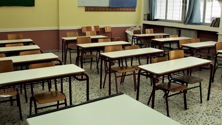 Δημοτικά σχολεία: Τη Δευτέρα οι αποφάσεις – “Ναι” στο άνοιγμα από τον Τσιόδρα