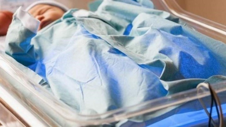 Τραγωδία στη Μεγάλη Βρετανία: Πέθανε βρέφος 8 μηνών από τη νόσο Kawasaki