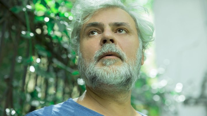 Ο Καραθάνος γίνεται Δαρείος στους κατά Λιγνάδη “Πέρσες”