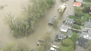 Μίσιγκαν: Κατέρρευσαν δύο φράγματα λόγω της κακοκαιρίας – Εκκενώνεται η περιοχή – ΒΙΝΤΕΟ
