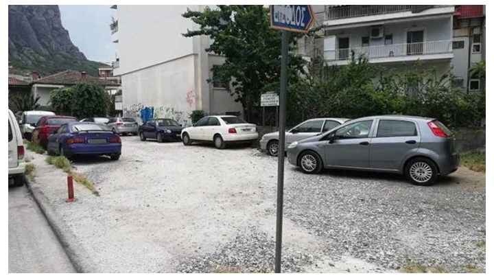 Σάλος στην Καλαμπάκα – Ζευγάρι έκανε σεξ στο δημοτικό πάρκινγκ