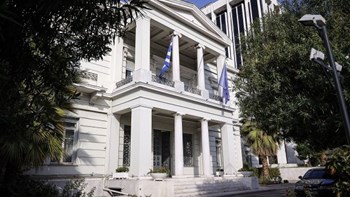 Σκληρή απάντηση ΥΠΕΞ στην Τουρκία: Συμβιβαστείτε με την ιστορία σας για να μην επαναληφθούν γενοκτονίες