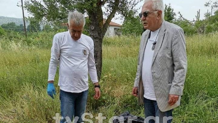 Λιβαδειά: Αρχαιοκάπηλος παρέδωσε αρχαία όπλα και νομίσματα – ΒΙΝΤΕΟ