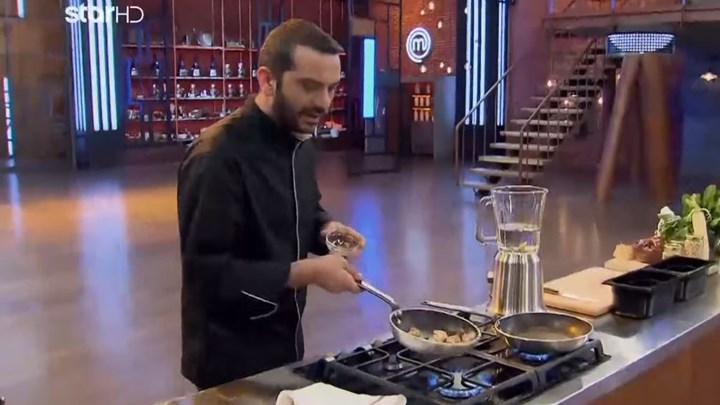 MasterChef: Ρεσιτάλ στην κουζίνα από τον Λεωνίδα Κουτσόπουλο – ΒΙΝΤΕΟ