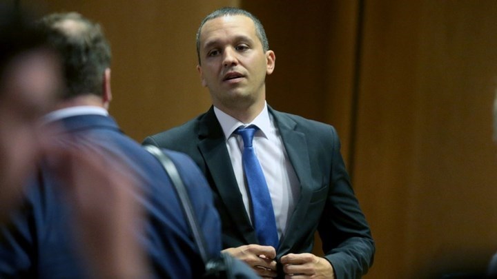 Ο Ηλίας Κασιδιάρης έφυγε από τη Χρυσή Αυγή και ιδρύει νέο εθνικιστικό κόμμα – ΒΙΝΤΕΟ