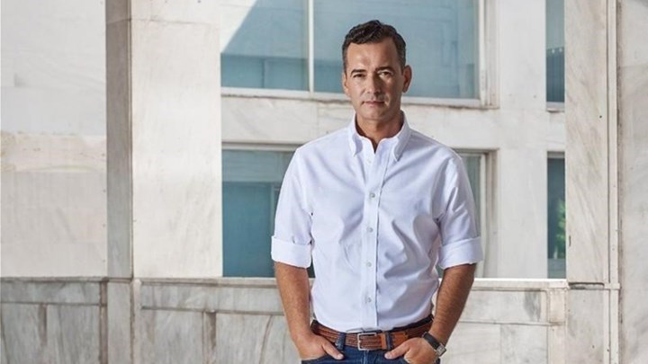 Άγγελος Μπράτης για το GNTM: Μου στέλνουν μηνύματα αγόρια ότι θέλουν να γίνουν Brati’s Boys – BINTEO