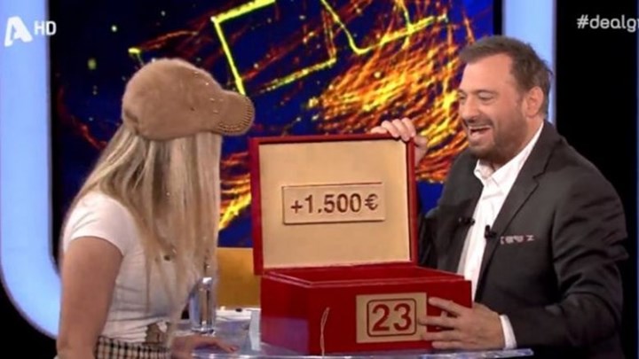 Επίθεση με βιτριόλι: Σοκαρισμένος ο Χρήστος Φερεντίνος – Τι είπε για την 34χρονη -ΒΙΝΤΕΟ