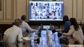 Άνοιγμα των δημοτικών προανήγγειλε ο Μητσοτάκης – Τι είπε σε εκπαιδευτικούς