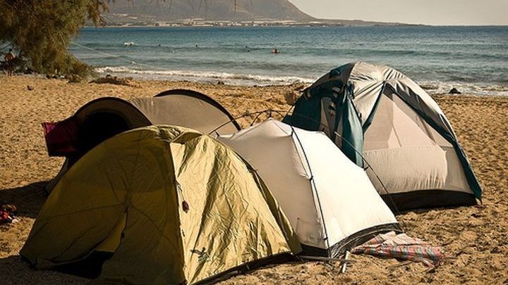 Κάμπινγκ: Πώς θα λειτουργούν εν μέσω κορονοϊού – Αναλυτικά όλες οι οδηγίες