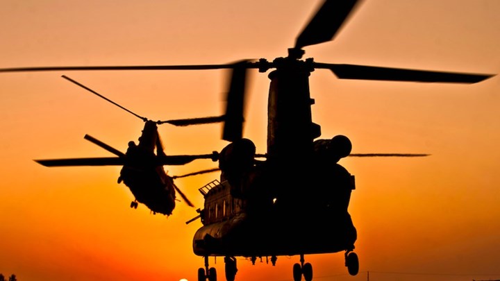 Η Αεροπορία Στρατού αποκτά πανίσχυρα Chinook
