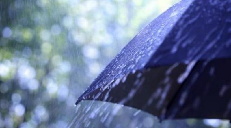 Καιρός: Τοπικές βροχές και καταιγίδες σήμερα – Πέφτει η θερμοκρασία