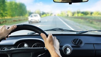 Απείθαρχος ο Έλληνας οδηγός: Κρατά τιμόνι αν νιώθει κουρασμένος ή έχει καταναλώσει αλκοόλ