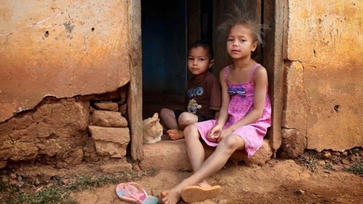 Κορονοϊός-ΜΚΟ: Η πανδημία πλήττει «σοβαρά» τα δικαιώματα των παιδιών διεθνώς