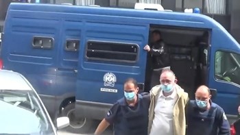 Παιδεραστής Ρεθύμνου: Ζήτησε και πήρε αναβολή – Βίντεο από την προσαγωγή του