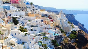 Reuters: Από 20 με 25 χώρες το πρώτο “κύμα” τουριστών στην Ελλάδα