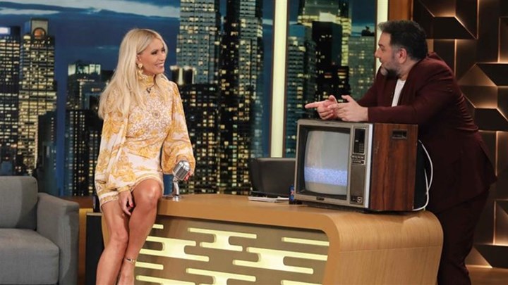 Η Μαρία Μπακοδήμου μιλά για το αποκαλυπτικό μπούστο της – Το σχόλιο της μητέρας της – ΒΙΝΤΕΟ