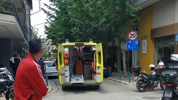 Λάρισα: Έπεσε από το μπαλκόνι και σκοτώθηκε – ΦΩΤΟ