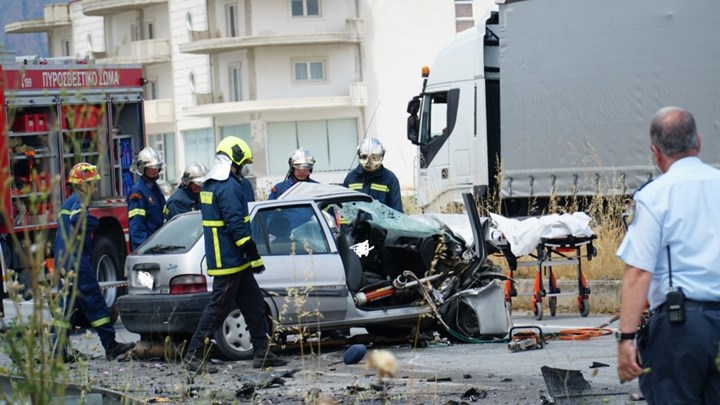 Θανατηφόρο τροχαίο στη Λάρισα – Σοκάρουν οι εικόνες – ΦΩΤΟ