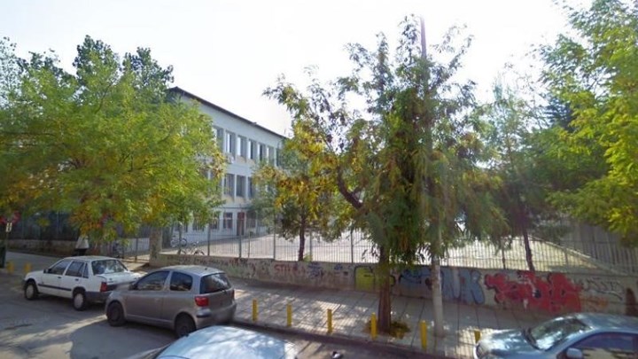Θεσσαλονίκη: Μαχαιριές σε προαύλιο σχολείου