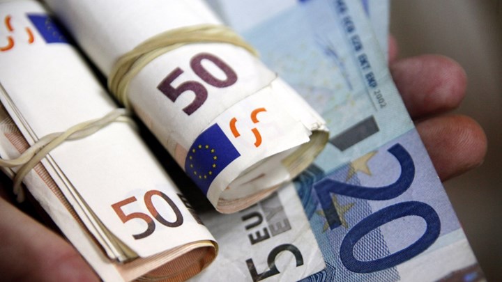 Επίδομα 534 ευρώ: Ξεκίνησε η καταβολή του – Ποιοι είναι οι δικαιούχοι
