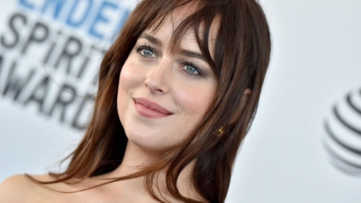 Ντακότα Τζόνσον: Πιο όμορφη από ποτέ μιλάει σε γνωστό γυναικείο περιοδικό – ΦΩΤΟ