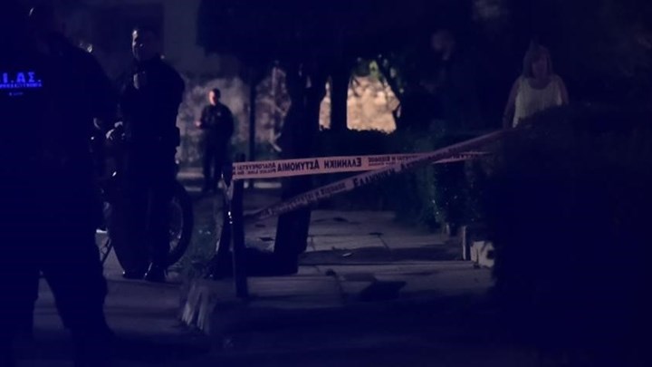 Μαφιόζικη εκτέλεση στη Βούλα: Ταυτοποιήθηκε το θύμα – Ήταν καταζητούμενος για υποθέσεις ναρκωτικών