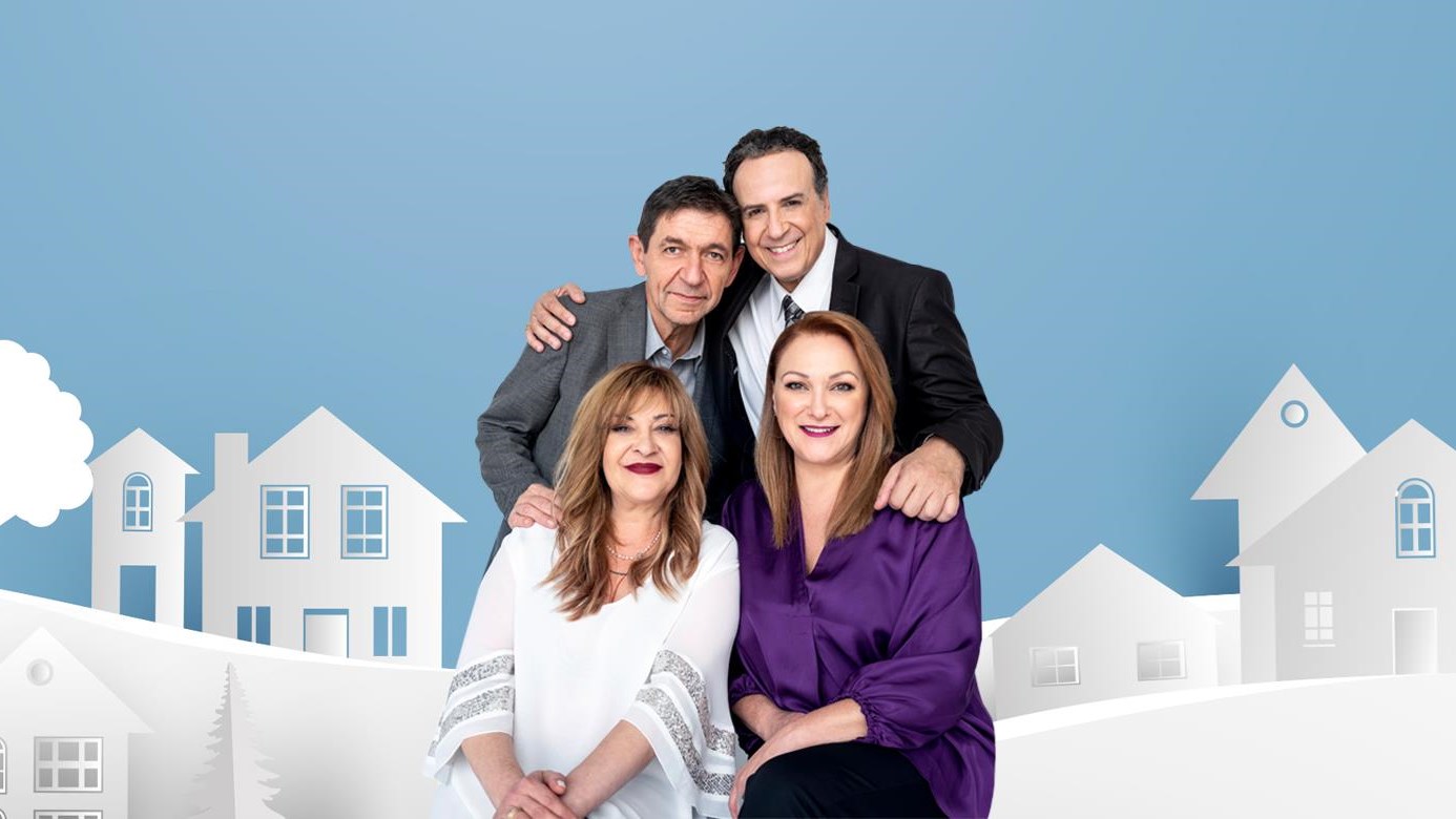 Το Καφέ της Χαράς: Ποιοι ηθοποιοί εισβάλλουν στο Κολοκοτρωνίτσι – ΒΙΝΤΕΟ