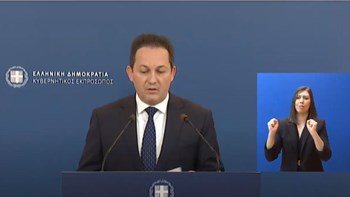 Πέτσας: Αυτοί είναι οι λόγοι για τους οποίους αποφασίσαμε να ανοίξουν δημοτικά και νηπιαγωγεία