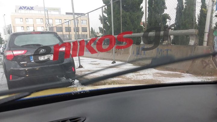 Κακοκαιρία: “Άσπρισαν” δρόμοι στο Μαρούσι από το χαλάζι – ΦΩΤΟ αναγνώστη