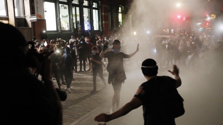 Τζορτζ Φλόιντ: Σε αναβρασμό οι ΗΠΑ – Άλλοι τρεις νεκροί σε διαδηλώσεις – ΦΩΤΟ – ΒΙΝΤΕΟ