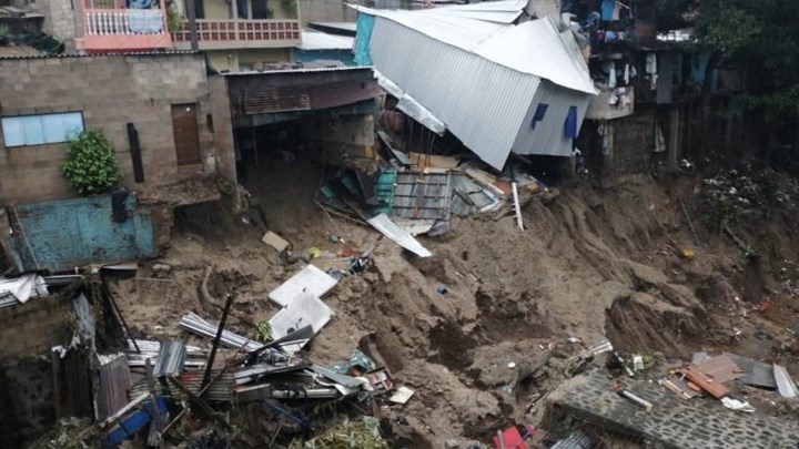 Κεντρική Αμερική: 20 νεκροί από το πέρασμα της τροπικής καταιγίδας “Αμάντα” – BINTEO