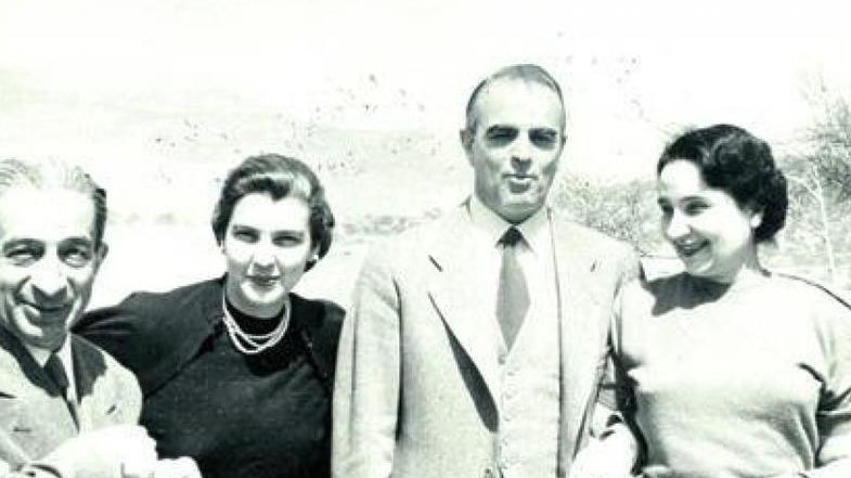 Αμαλία Μεγαπάνου: Η ζωή στο πλευρό του Κωνσταντίνου Καραμανλή και το διαζύγιο – ΦΩΤΟ