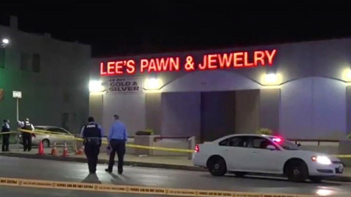 Χάος στις ΗΠΑ: Πυροβόλησαν και σκότωσαν πρώην αστυνομικό σε live μετάδοση στο Facebook