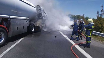 Νεκρός ο οδηγός του βυτιοφόρου που πήρε φωτιά στην Πιερία