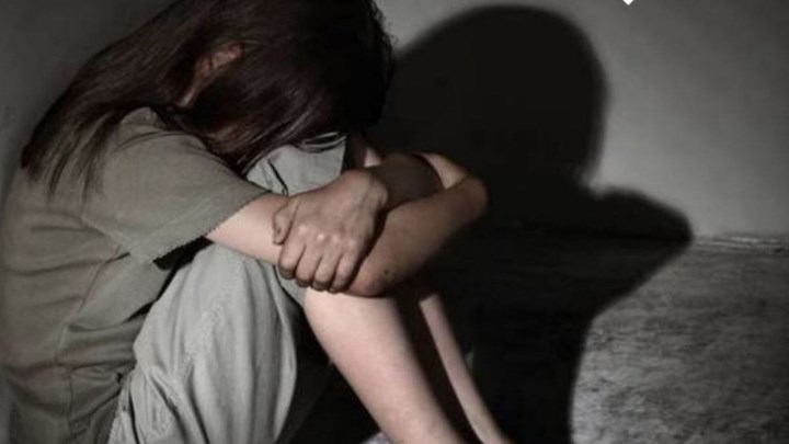 Φρίκη στη Λαμία: 13χρονη καταγγέλλει τον θείο της για βιασμό