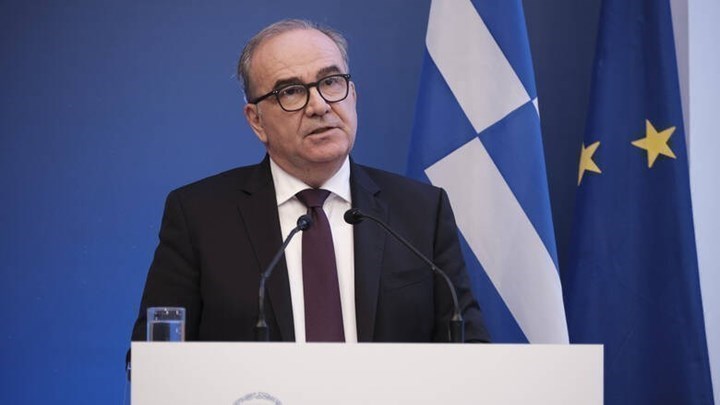 Παπαθανάσης στον Realfm 97,8:Είναι καλύτερο το κλαρίνο στην καρέκλα παρά στη μονάδα εντατικής θεραπείας