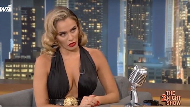 Κόνι Μεταξά: Η “καυτή” εμφάνιση στην εκπομπή του Αρναούτογλου – Τι αποκάλυψε – ΒΙΝΤΕΟ