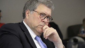 ΗΠΑ: Ξένες οργανώσεις και εξτρεμιστές ταραχοποιοί τροφοδοτούν τις διαιρέσεις στις διαδηλώσεις