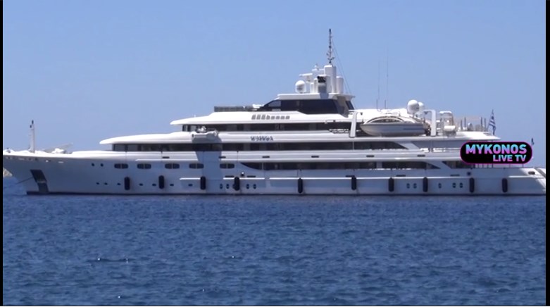 Μύκονος: Το πλωτό παλάτι που έχει “τρελάνει” το νησί νοικιάζεται προς 550.000 ευρώ την εβδομάδα